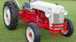 Ford New Holland 9n 2n 8n Tractor 1941-1952