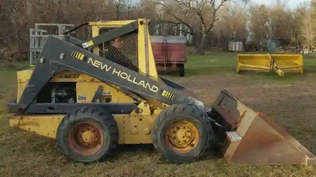 New Holland L783 Skid Steer Loader