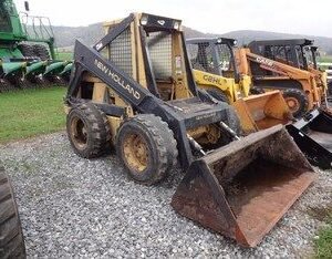 New Holland L784 Skid Steer Loader Parts List Manual