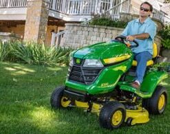 Deere X330, X350, X354, X370, X380, X384, X390, X394 Riding Lawn Manual