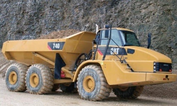 Caterpillar Cat 740B Articulated Truck Prefix L4E Service Repair Manual