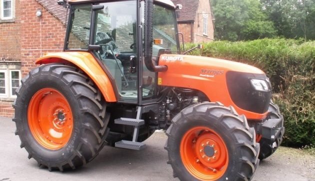 Kubota M108S Tractor Parts Catalogue Manual