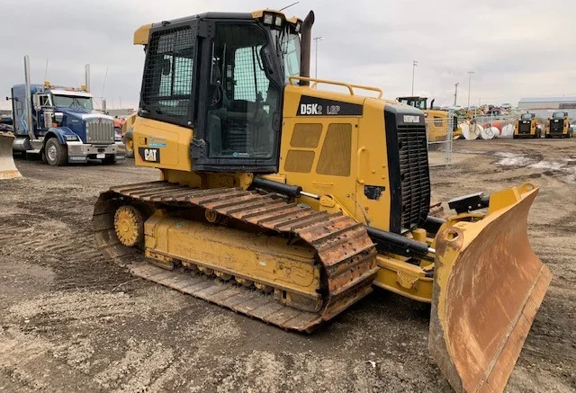 Caterpillar D5K2 LGP Track-type Tractor Operation and Maintenance Manual